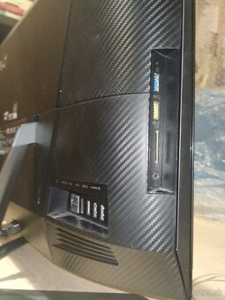 All in one Lenovo 24“ FHD. AMD 4C+8G. SSD 512GB + 1TB. 16GB. - 12