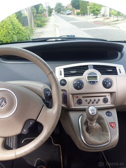 Renault Scenic 1.5 DCI, 78 kw - 12