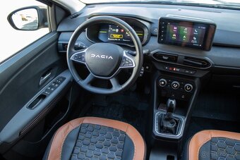 Dacia Jogger Extreme HYBRID - 12