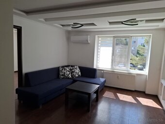 Ponúkame na predaj krásny slnečný 3 izbový byt v Humennom - 12
