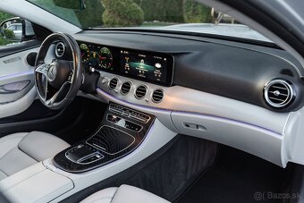 Mercedes-Benz E trieda Sedan 220 d A/T - 12