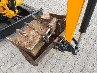 Minibager minirypadlo JCB 8018 CTS Gravemaster, Takeuchi Ca - 12