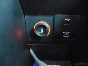 BMW i3 120Ah,r.v.2019,tepelné čerpadlo,naj.53000km - 12