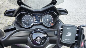 Yamaha x-max tech max 125 - 12