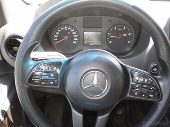 Mercedes-Benz Sprinter - 12