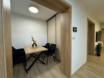 33 Reality | Na predaj kompletne rekonštruovaný 3.izbový byt - 12