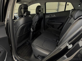 Kia Sportage 1,6T-GDi 132kW 4x4 7DCT TOP rv.6/2023 ČR.ZÁRUKA - 12