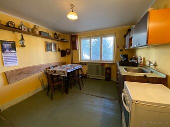 Päťizbový rodinný dom v meste Lučenec časť Ľ. Podjavorinskej - 12