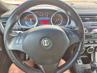 Alfa Romeo Giulieta 1,4T - 12