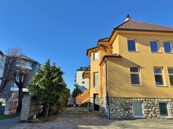 NA PRENÁJOM | PRIESTORY v blízkosti centra mesta, 29 m2 - 12