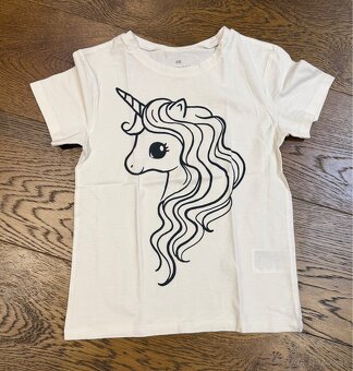 Dlhy a kratky rukav 122/128 - 12