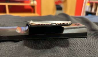 Predám Iphone X 64GB Čítaj - 12