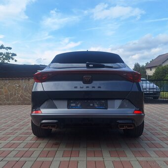 Cupra Formentor 1.4 TSI eHybrid 245k DSG Veloz El. kufor - 12