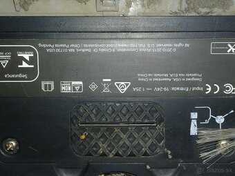 Robotické vysávač funkčné kompletné s nabijac. stanicou za - 12