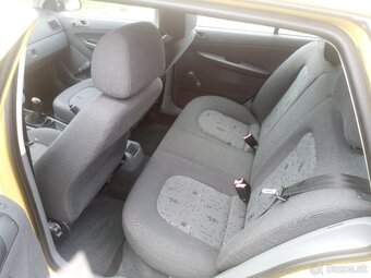 PREDAM SKODA FABIA 1.4 MPI COMBI TOP STAV - 12