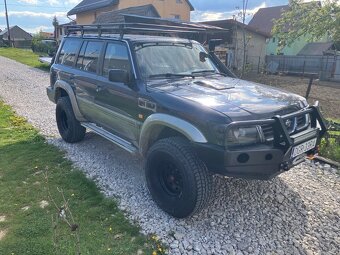 Predám pneu + disky 6x139,7 35x12,5R16 - 12