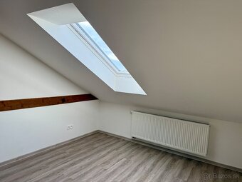 Predám 2-izbový byt, 65 m², Poprad – Veľká, ul. Železničná - 12