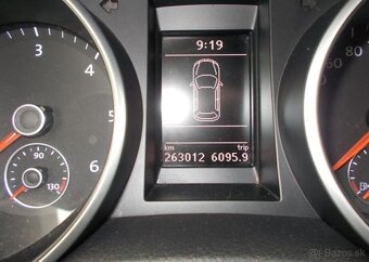 Volkswagen Golf 1,6TDI 77KW nafta manuál 77 kw - 12