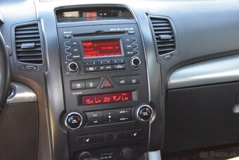 Kia Sorento 2.2 CRDi VGT 4WD LX A/T 7m. - 12