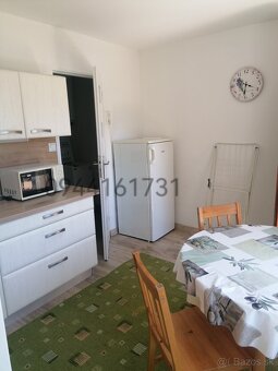 1-izbový zariadený apartmán pod Hrádkom - 12