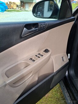 Volkswagen passat  kombi b6 2.0 TDI - 12