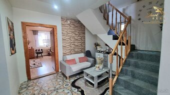 Rodinný dom s prístavbou - 12