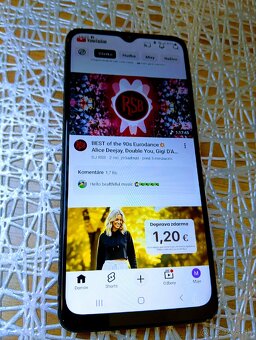 Samsung Galaxy A12. - 12