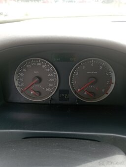 Predám VOLVO vo výbornom stave - 12