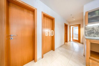 POD HRADOM - ZÁMOCKÁ - 3 IZBOVÝ BYT NA BÝVANIE AJ INVESTÍCIU - 12