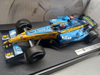 VÝMĚNA / PRODEJ F1 RENAULT R25 2005 ALONSO HOTWHEELS 1:18 - 12