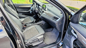 BMW X1 xDrive 20i A/T 141kW 4/2020 168000km TOP - 12