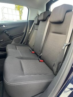 Peugeot 208 1.2 PureTech Active E6.2 - 12