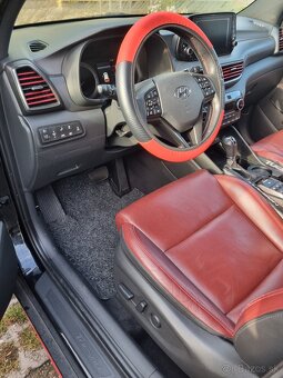 Exkluzívny HYUNDAI TUCSON R.2019 - 12