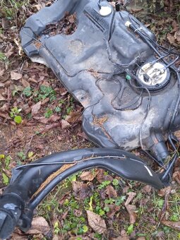 diely peugeot 407 1,6  hdi 80 kw diesel, citroen C5,C6,508 - 12