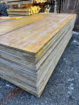 Doka použité dosky preglejky - 12