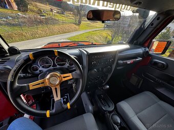 Jeep Wrangler JK - 12