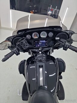 Harley Davidson Electra Glide Ultra Limited - 12
