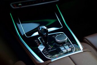 ZNIŽENÁ CENA BMW X7 40i, m-packet, 7 miestne, odpočet DPH - 12