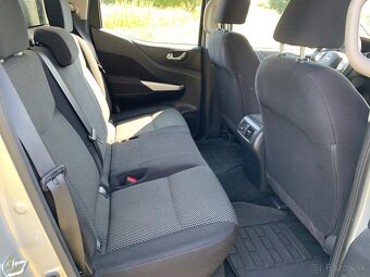 Predám Nissan NAVARA - 12