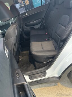 KIA Sportage - 12