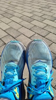 Predám Hoka Challenger 7, 451/3,  modré, záruka 2r - 12