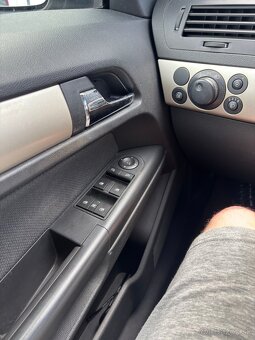 Opel Astra H 1.9 CDTI COSMO | 74 kW | 6-st. manuál | STK do - 12