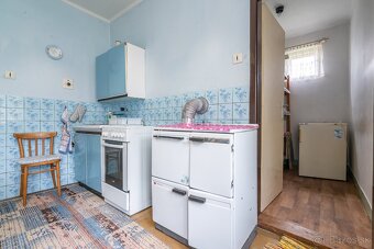 Rodinný domček v malebnej dedinke Stará Turá , časť Papraď - 12