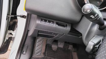 za 5900 € 9R peugeot 3008 - 12