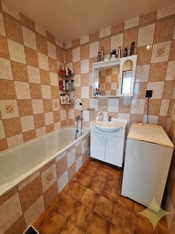 Predaj 3 izbový byt Levice - 12