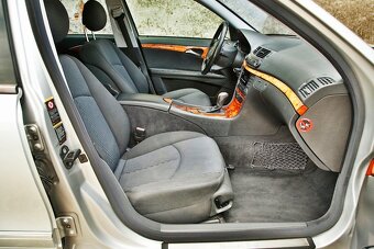 Mercedes Benz E 280 CDI Kombi - 12