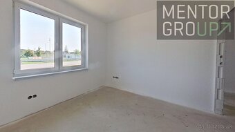 VR 360: Novostavba veľkého 4i bungalovu - holodomu s tepelný - 12