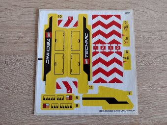 Lego Technic návody a nálepky - 12