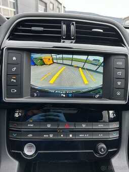 Jaguar  F-Pace  2,0d AWD  132kw - 12