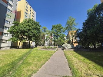 Na prenájom 1-izbový byt, 40 m², Repašského ulica, Dúbravka - 12